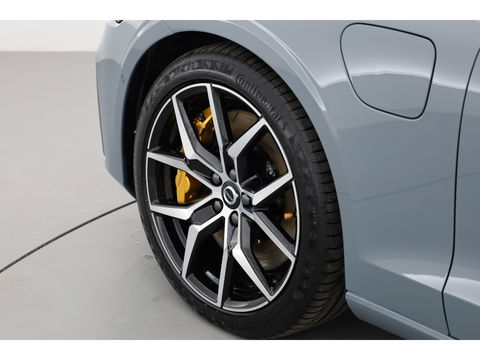 Volvo S60 T8 Polestar Engineered '455pk' | Pano-dak | Bowers & Wilkins Audio | 360 camera | Gelaagd glas |