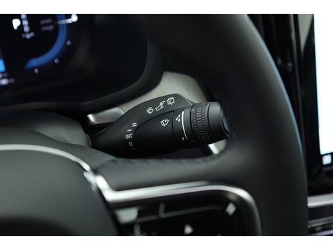 Volvo V60 2.0 T8 Recharge AWD Ultimate Dark | Bowers & Wilkins | Head-up | Trekhaak | 360cam | Pilot Assist |