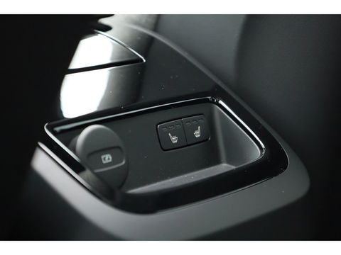 Volvo V60 2.0 T8 Recharge AWD Ultimate Dark | Bowers & Wilkins | Head-up | Trekhaak | 360cam | Pilot Assist |