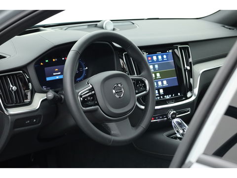 Volvo V60 2.0 T8 Recharge AWD Ultimate Dark | Bowers & Wilkins | Head-up | Trekhaak | 360cam | Pilot Assist |