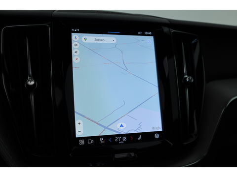 Volvo XC60 2.0 T8 Plug-in hybrid AWD Plus Dark | Pano-dak | 360 Cam. | BLIS | H&K | ACC |