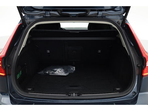 Volvo V60 2.0 T6 Plug-in hybrid AWD Plus Dark | H&K Audio | ACC | Blis | 4x stoel + stuurverw. | 19'' |