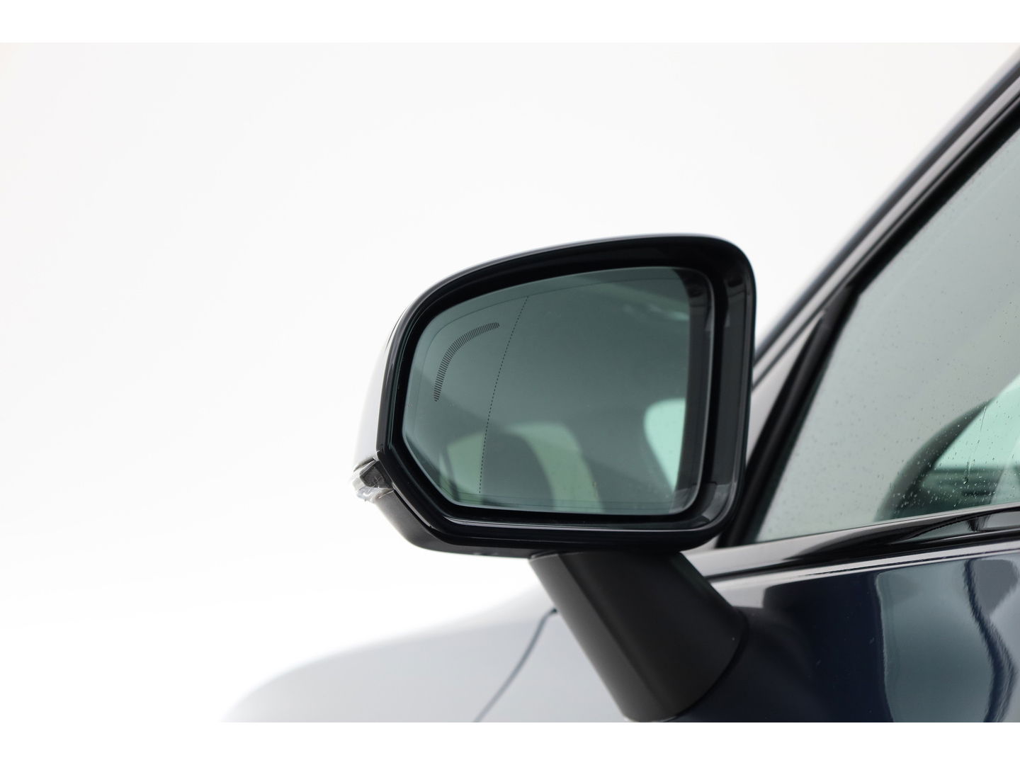 Volvo V60 2.0 T6 Plug-in hybrid AWD Plus Dark | H&K Audio | ACC | Blis | 4x stoel + stuurverw. | 19'' |
