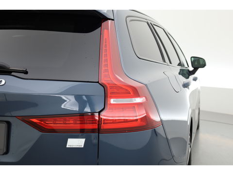 Volvo V60 2.0 T6 Plug-in hybrid AWD Plus Dark | H&K Audio | ACC | Blis | 4x stoel + stuurverw. | 19'' |