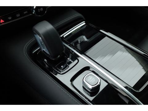 Volvo V60 2.0 T6 Plug-in hybrid AWD Plus Dark | H&K Audio | ACC | Blis | 4x stoel + stuurverw. | 19'' |