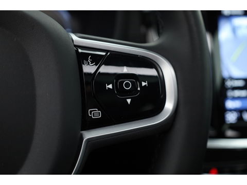 Volvo V60 2.0 T6 Recharge AWD R-Design | Pano | HUD | Bowers & Wilkins |  Stoelverw.+ verkoeling | 360 camera | ACC |