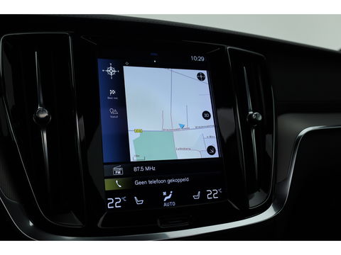 Volvo V60 2.0 T6 Recharge AWD R-Design | Pano | HUD | Bowers & Wilkins |  Stoelverw.+ verkoeling | 360 camera | ACC |