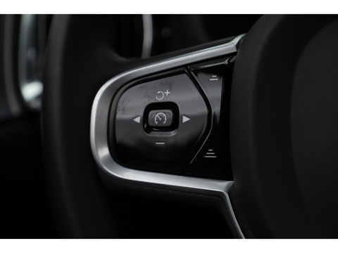 Volvo V60 2.0 T6 Recharge AWD R-Design | Pano | HUD | Bowers & Wilkins |  Stoelverw.+ verkoeling | 360 camera | ACC |