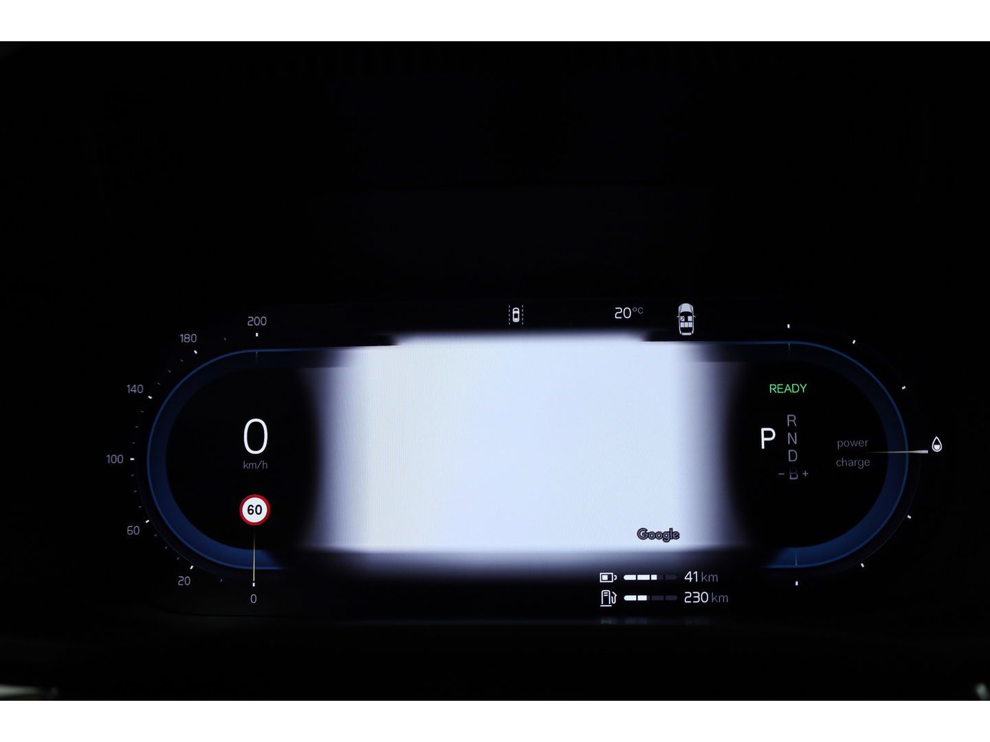 Volvo XC60 2.0 T6 Plug-in hybrid AWD Plus Bright | Pano-dak | H&K Audio | stoel + stuurverwarming |