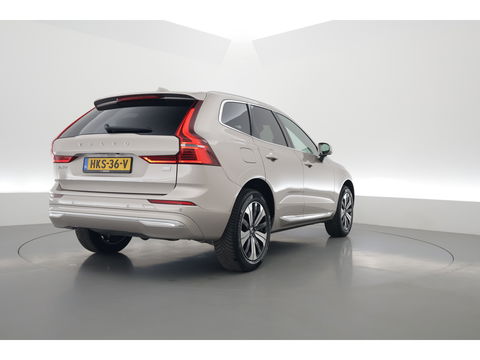 Volvo XC60 2.0 T6 Plug-in hybrid AWD Plus Bright | Pano-dak | H&K Audio | stoel + stuurverwarming |