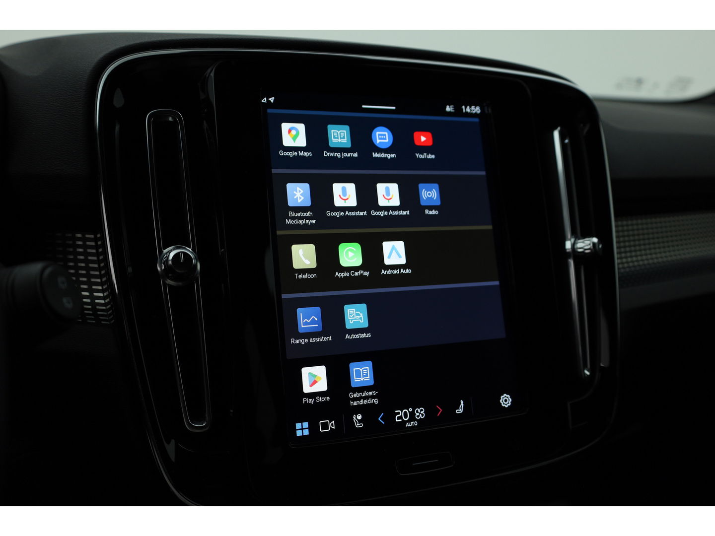 Volvo XC40 Recharge Plus | Trekhaak | Pilot Assist | Camera | Stoel+ stuuverw. |