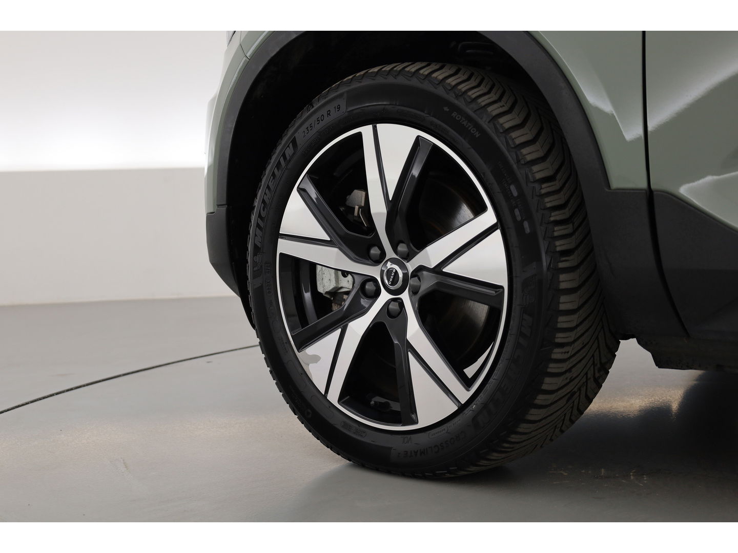 Volvo XC40 Recharge Plus | Trekhaak | Pilot Assist | Camera | Stoel+ stuuverw. |