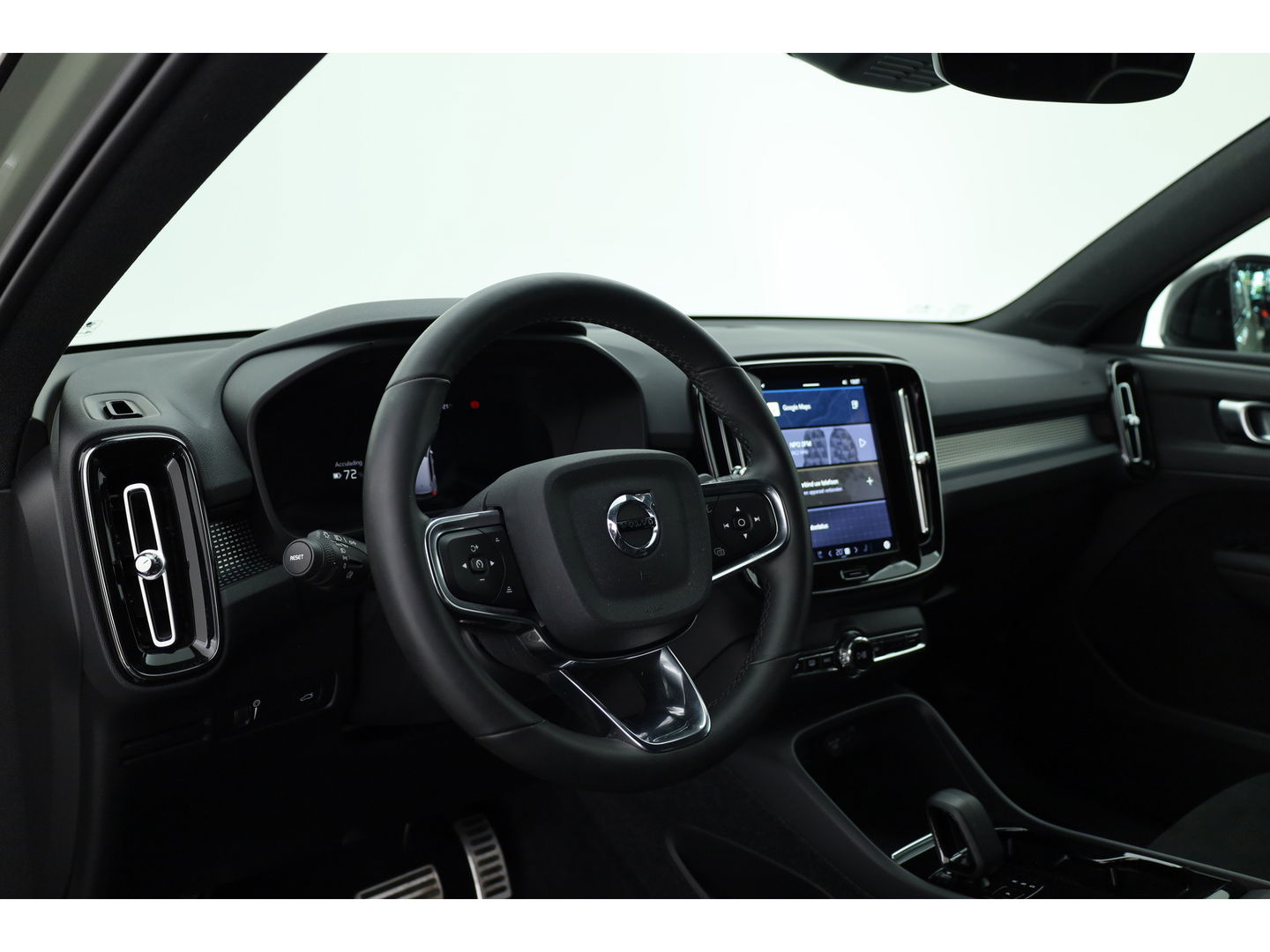 Volvo XC40 Recharge Plus | Trekhaak | Pilot Assist | Camera | Stoel+ stuuverw. |