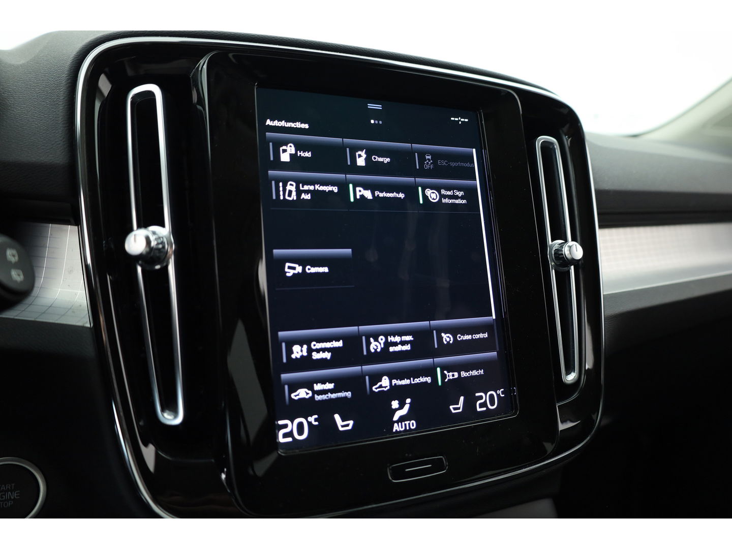 Volvo XC40 1.5 T5 Recharge Inscription | ACC | Stoel + stuurverw. | Camera | 19 inch |