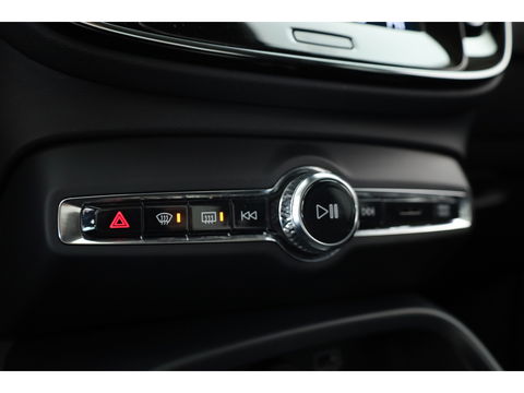 Volvo XC40 1.5 T5 Recharge Inscription | ACC | Stoel + stuurverw. | Camera | 19 inch |