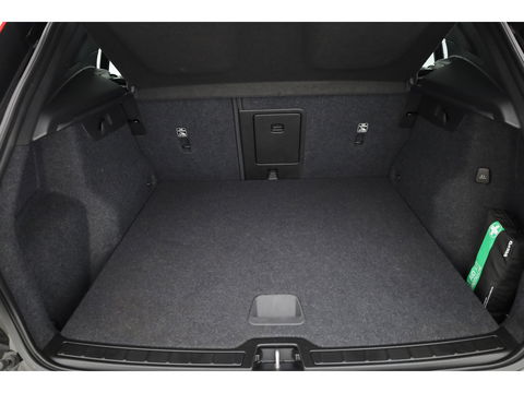 Volvo XC40 1.5 T5 Recharge Inscription | ACC | Stoel + stuurverw. | Camera | 19 inch |
