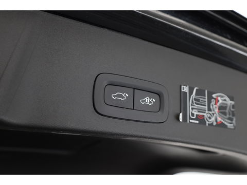Volvo XC40 1.5 T5 Recharge Inscription | ACC | Stoel + stuurverw. | Camera | 19 inch |