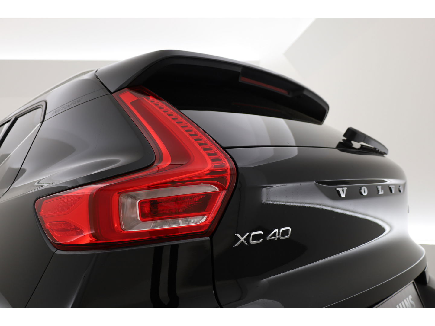 Volvo XC40 1.5 T5 Recharge Inscription | ACC | Stoel + stuurverw. | Camera | 19 inch |