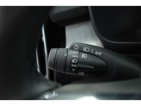 Volvo XC40 1.5 T5 Recharge Inscription | ACC | Stoel + stuurverw. | Camera | 19 inch |