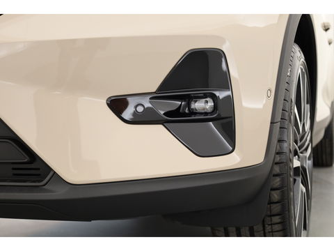 Volvo XC40 2.0 B4 Ultra Dark | Pano | Matrix LED | 360cam | 21'' | Pilot Assist | H&K