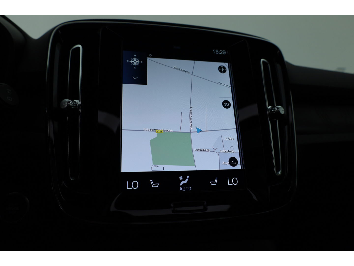 Volvo XC40 T4 Recharge Ultimate Dark | Pano | Pilot assist | 360cam | H&K | Elek. Stoelen |