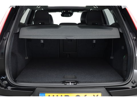 Volvo XC40 T4 Recharge Ultimate Dark | Pano | Pilot assist | 360cam | H&K | Elek. Stoelen |