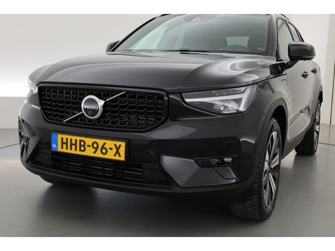 Volvo XC40 T4 Recharge Ultimate Dark | Pano | Pilot assist | 360cam | H&K | Elek. Stoelen |