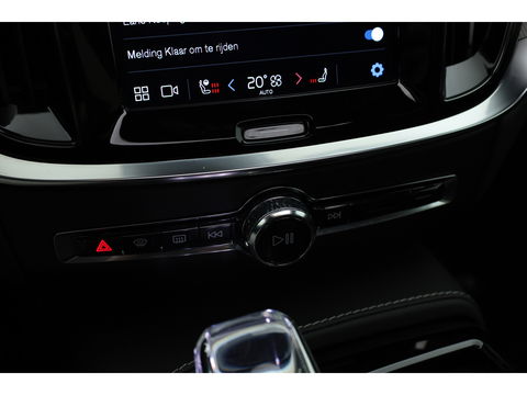 Volvo V60 T6 Recharge Plus Bright | Pano | 4x stoelen verw. | Stuur & voorruit verw. |