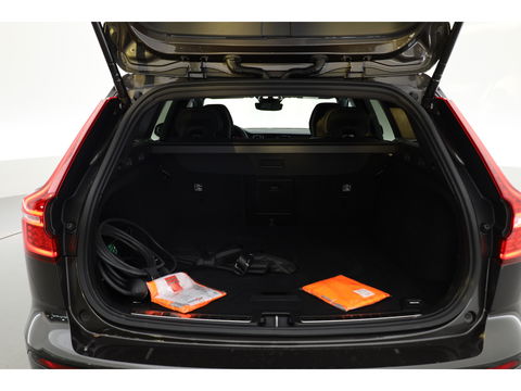 Volvo V60 T6 Recharge Plus Bright | Pano | 4x stoelen verw. | Stuur & voorruit verw. |