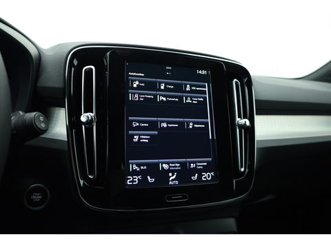 Volvo XC40 T5 Recharge Plus Dark | Pilot assist | Elek. Stoelen | 360cam | H&K | Navi