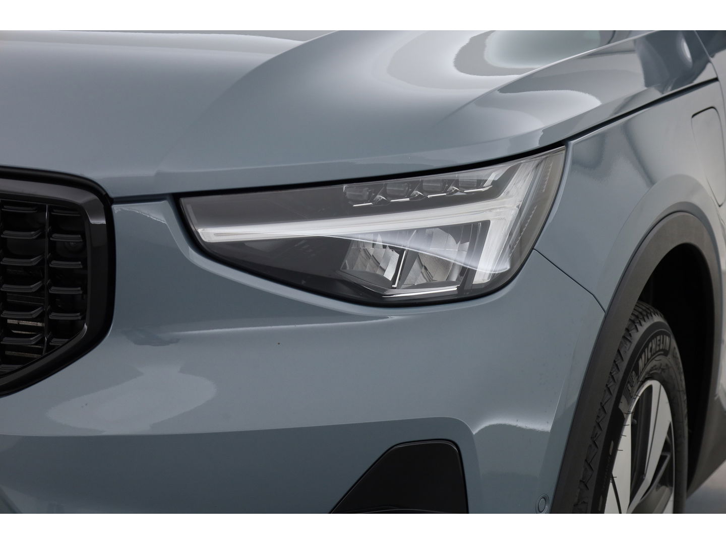 Volvo XC40 T5 Recharge Plus Dark | Pilot assist | Elek. Stoelen | 360cam | H&K | Navi