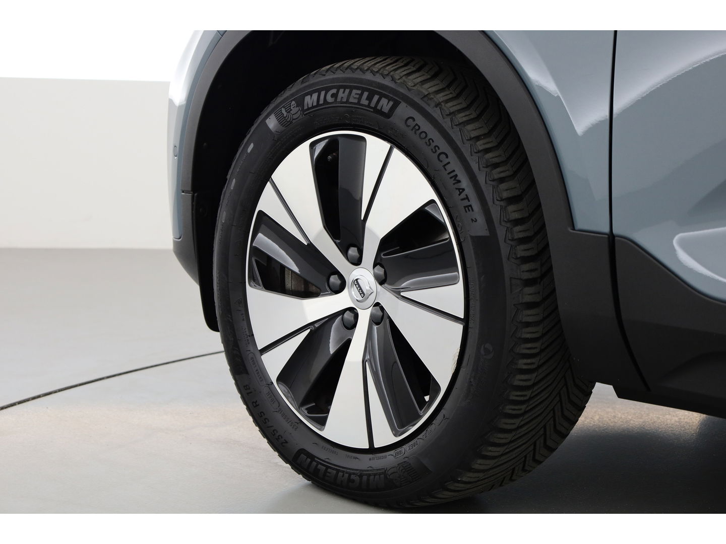 Volvo XC40 T5 Recharge Plus Dark | Pilot assist | Elek. Stoelen | 360cam | H&K | Navi