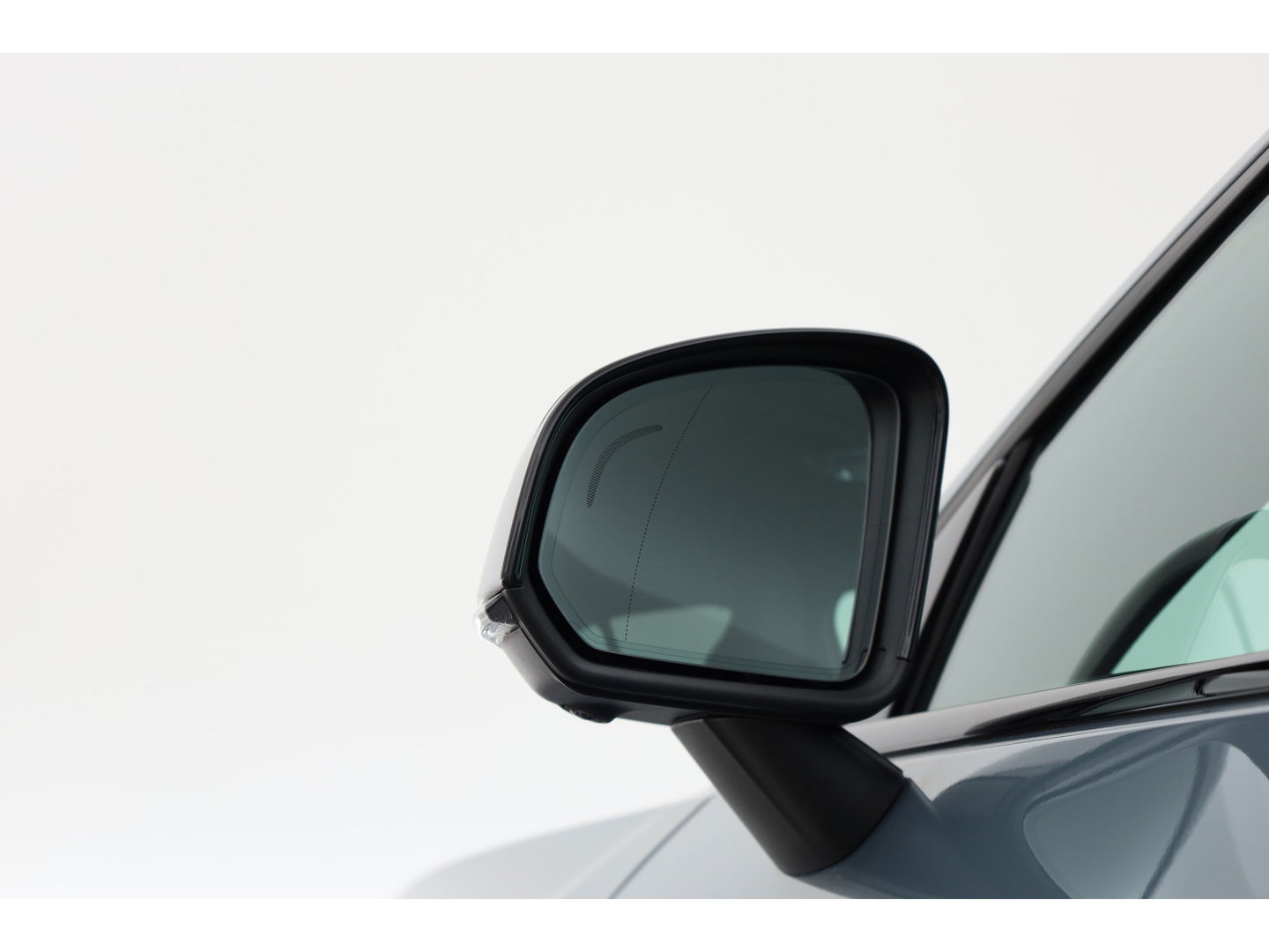 Volvo XC40 T5 Recharge Plus Dark | Pilot assist | Elek. Stoelen | 360cam | H&K | Navi