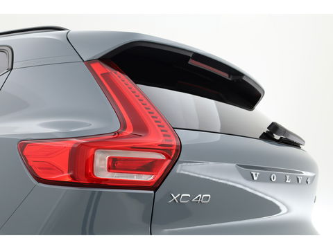 Volvo XC40 T5 Recharge Plus Dark | Pilot assist | Elek. Stoelen | 360cam | H&K | Navi