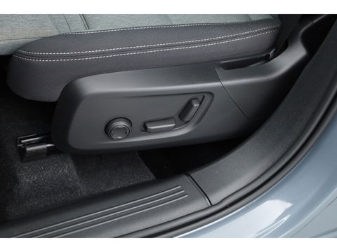 Volvo XC40 T5 Recharge Plus Dark | Pilot assist | Elek. Stoelen | 360cam | H&K | Navi