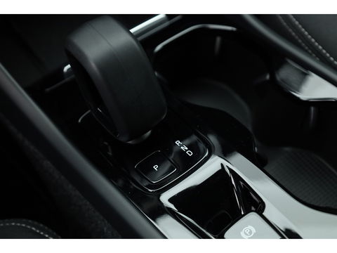 Volvo XC40 T5 Recharge Plus Dark | Pilot assist | Elek. Stoelen | 360cam | H&K | Navi