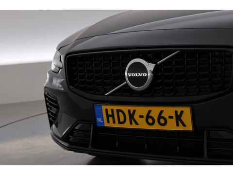 Volvo V60 2.0 T6 Plug-in hybrid AWD Plus Dark | Stuur- & 4x stoelverw. | H&K | Camera | ACC | Blis |