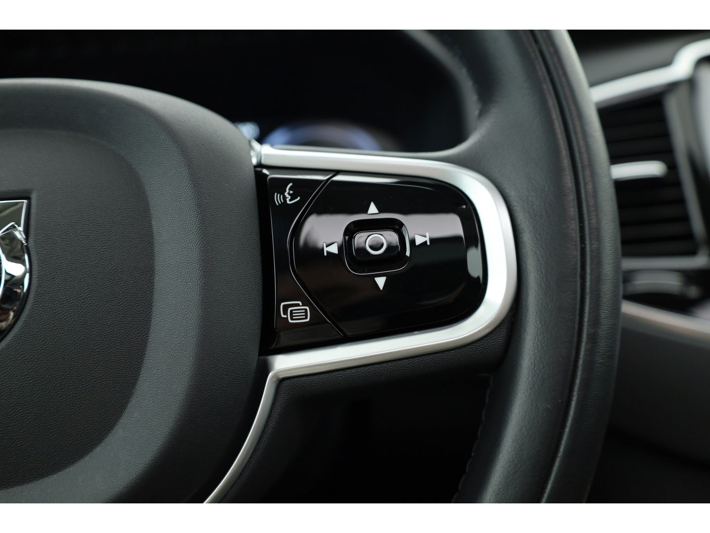 Volvo XC90 2.0 T8 Recharge AWD Inscription |LONG RANGE | Trekhaak | Pano | Blis | ACC | Standkachel|