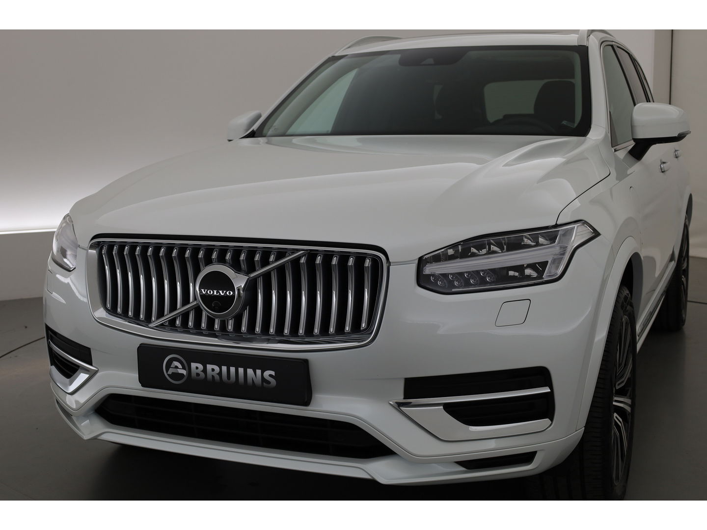 Volvo XC90 2.0 T8 Recharge AWD Inscription |LONG RANGE | Trekhaak | Pano | Blis | ACC | Standkachel|
