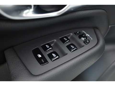 Volvo XC90 2.0 T8 Recharge AWD Inscription |LONG RANGE | Trekhaak | Pano | Blis | ACC | Standkachel|