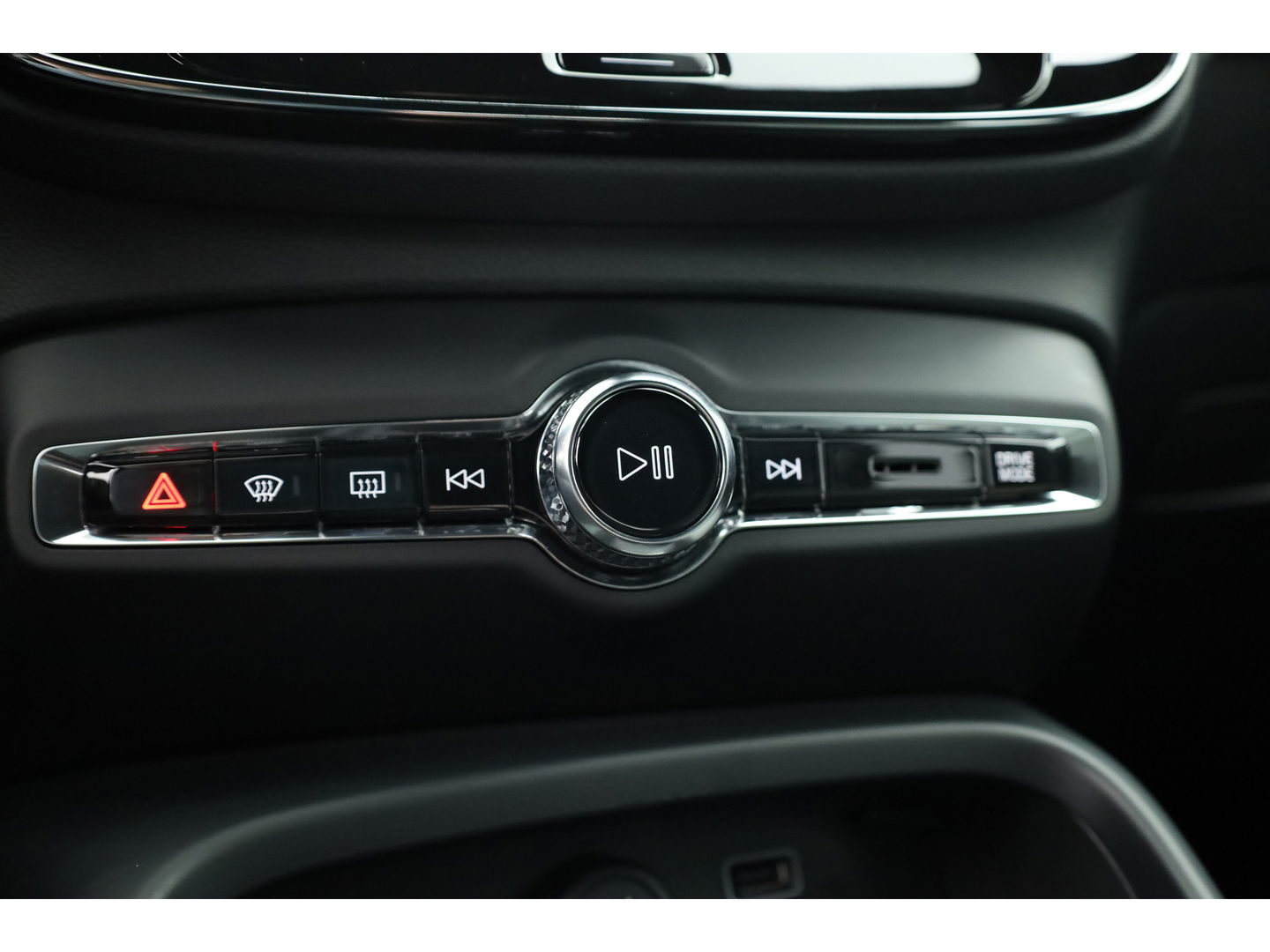 Volvo XC40 1.5 T4 Plug-in hybrid | Facelift | ACC | Blis |  19'' | Stoel + stuurverw. | Camera | PDC V+A |