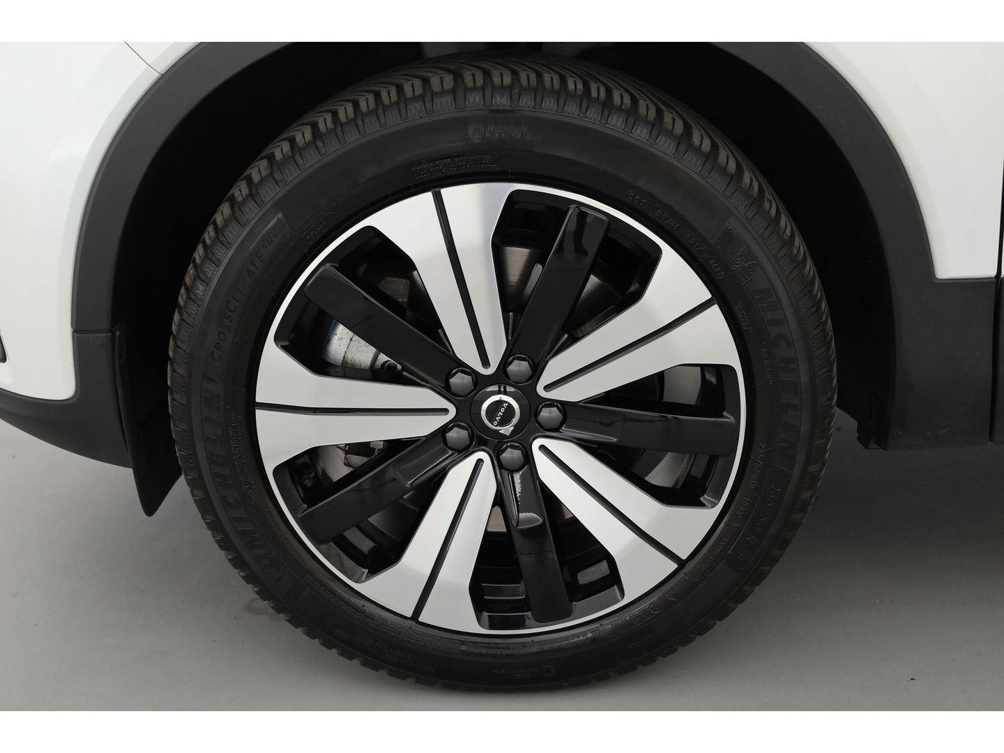 Volvo XC40 1.5 T4 Plug-in hybrid | Facelift | ACC | Blis |  19'' | Stoel + stuurverw. | Camera | PDC V+A |
