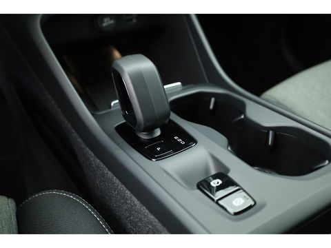 Volvo XC40 1.5 T4 Plug-in hybrid | Facelift | ACC | Blis |  19'' | Stoel + stuurverw. | Camera | PDC V+A |