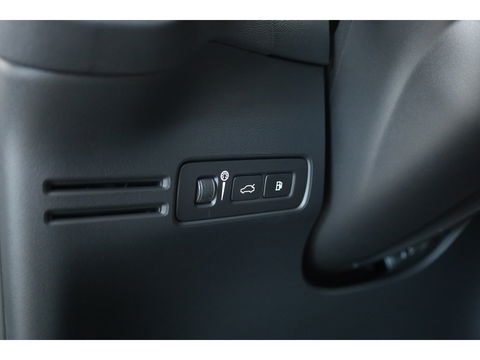 Volvo XC40 1.5 T4 Plug-in hybrid | Facelift | ACC | Blis |  19'' | Stoel + stuurverw. | Camera | PDC V+A |