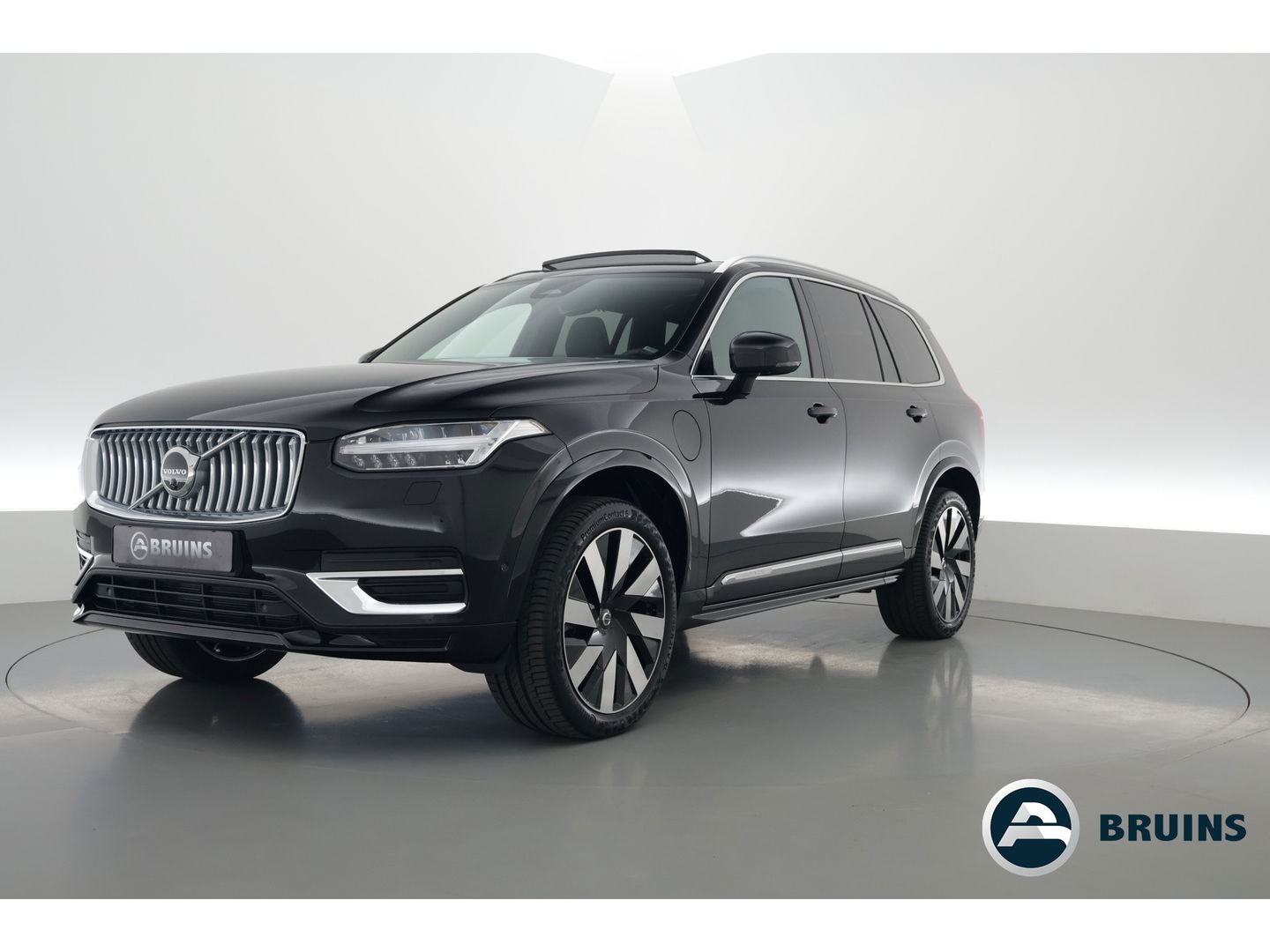 Volvo XC90 2.0 T8 Plug-in hybrid AWD Plus Bright Pano-dak | 360 camera | 21'' | Pilot Assist |