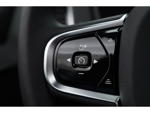 Volvo XC90 2.0 T8 Plug-in hybrid AWD Plus Bright Pano-dak | 360 camera | 21'' | Pilot Assist |