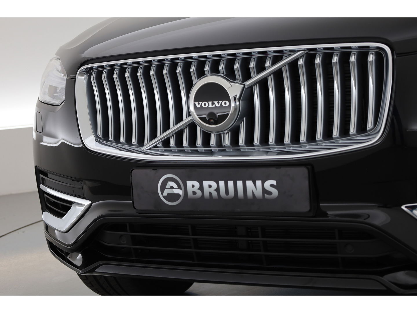 Volvo XC90 2.0 T8 Plug-in hybrid AWD Plus Bright Pano-dak | 360 camera | 21'' | Pilot Assist |