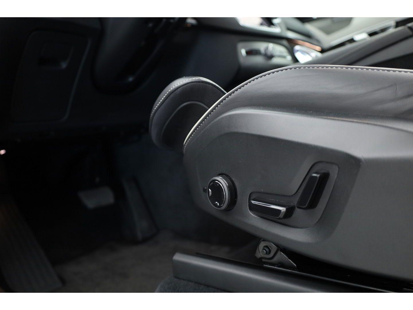 Volvo XC90 2.0 T8 Plug-in hybrid AWD Plus Bright Pano-dak | 360 camera | 21'' | Pilot Assist |