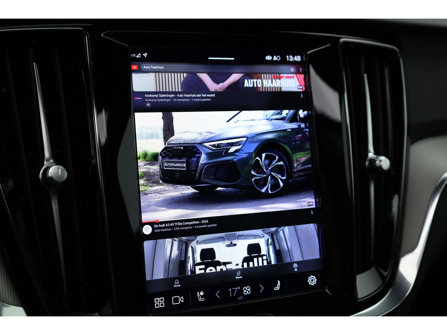 Volvo V60 2.0 B4 Plus Bright | Pano-dak | H&K audio | Trekhaak | Pilot Assist |