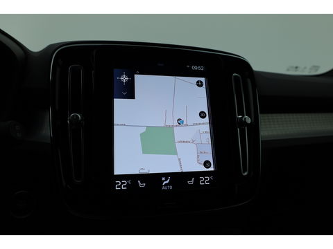 Volvo XC40 1.5 T4 Plug-in hybrid | Facelift | ACC | Blis | Camera | 19'' | Stoel + stuurverw. |